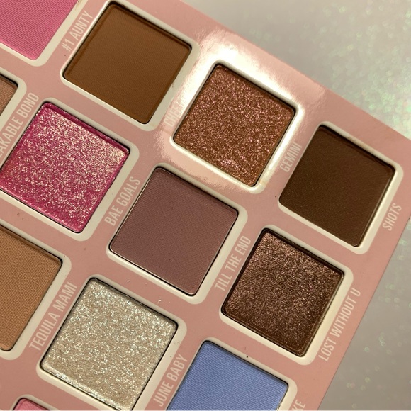 Kylie Cosmetics x Stassie Palette BNIB - Picture 5 of 7